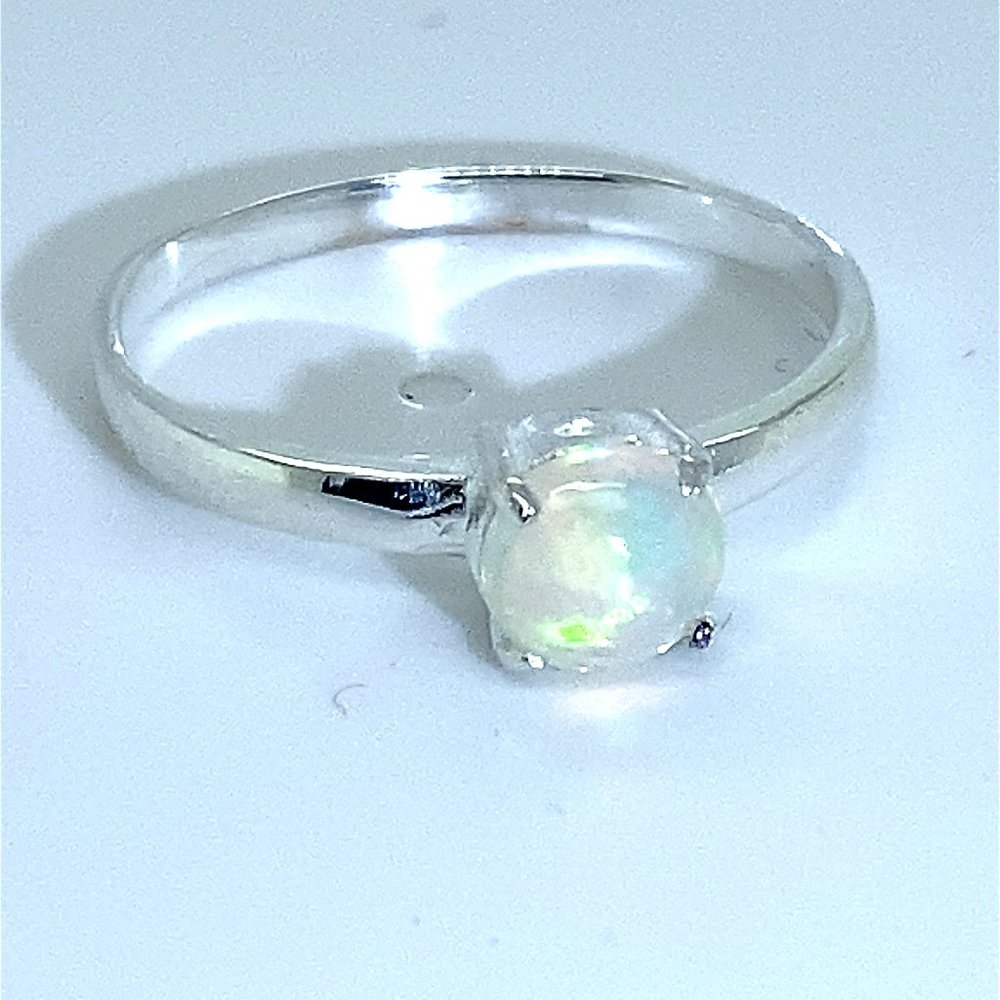 Precious Opal .95ct Platinum Finish Silver Ring